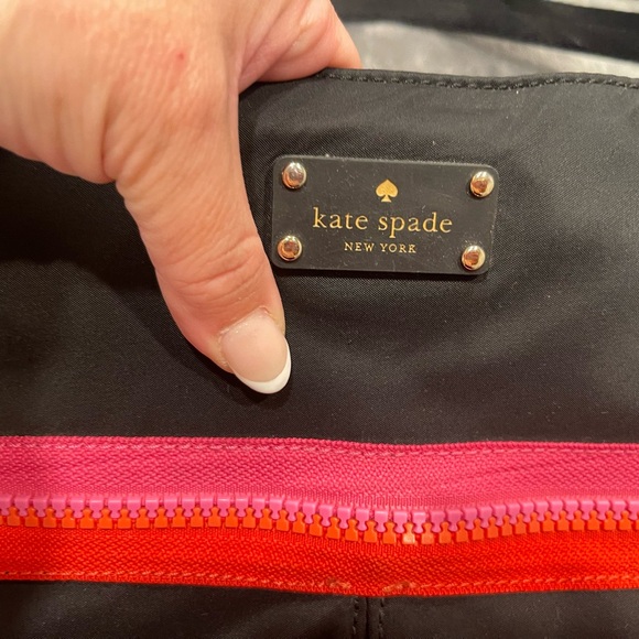 Kate Spade Black Shoulder Tote Bag w/ lots of pockets - great used condition! - Picture 2 of 10